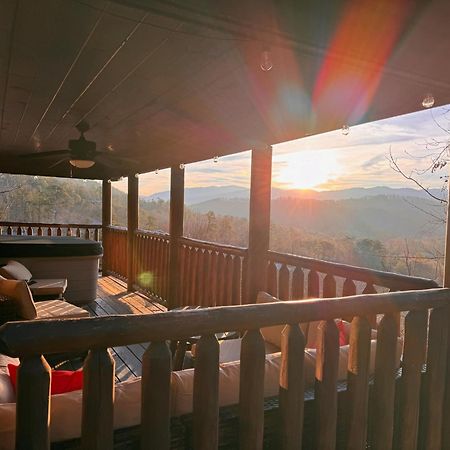 Smoky Paws - Exceptional Cabin, Stunning Mountain Views, Hot Tub, Tranquil, Gigabit Internet, Free L2 Ev Pigeon Forge Eksteriør bilde
