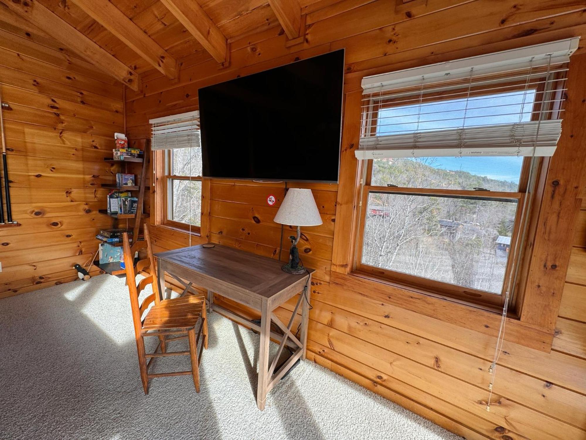 Smoky Paws - Exceptional Cabin, Stunning Mountain Views, Hot Tub, Tranquil, Gigabit Internet, Free L2 Ev Pigeon Forge Eksteriør bilde
