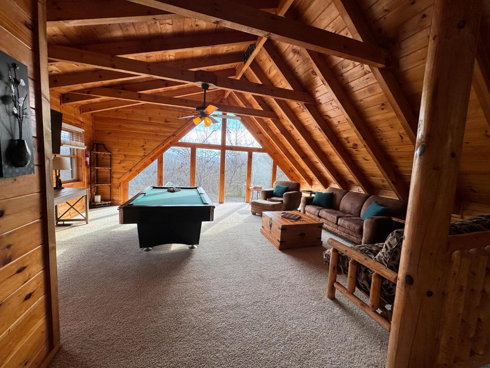 Smoky Paws - Exceptional Cabin, Stunning Mountain Views, Hot Tub, Tranquil, Gigabit Internet, Free L2 Ev Pigeon Forge Eksteriør bilde