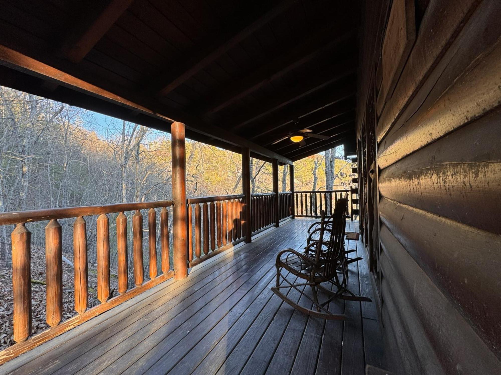 Smoky Paws - Exceptional Cabin, Stunning Mountain Views, Hot Tub, Tranquil, Gigabit Internet, Free L2 Ev Pigeon Forge Eksteriør bilde